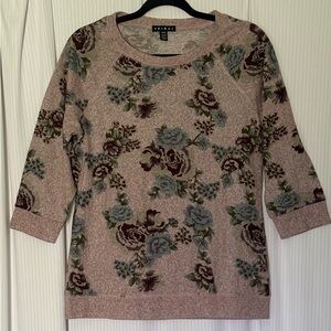 Tribal Sweater w/ Floral pattern 3/4 Sleeve Lightweight Knit Size Medium